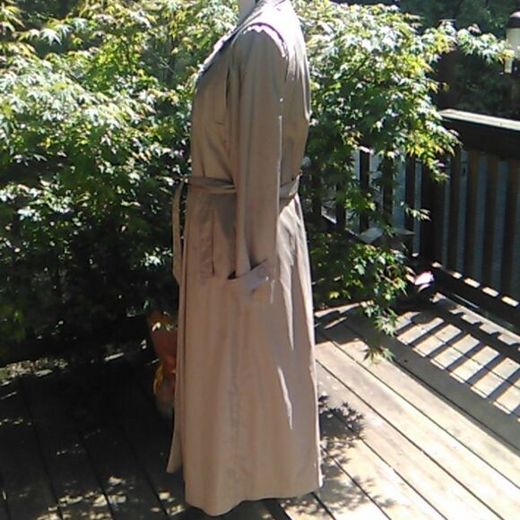 J. Gallery  All Weather Coat - Picture 5 of 12